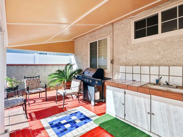 8651 Ranchito Avenue, Panorama City CA 91402