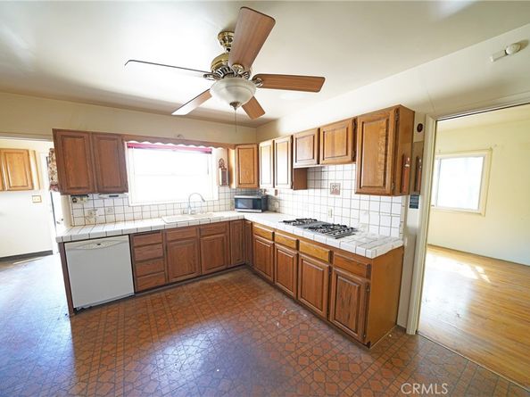 3738 Pacific, Long Beach CA 90807
