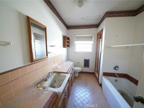 3738 Pacific, Long Beach CA 90807