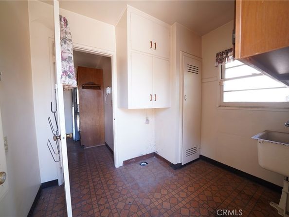 3738 Pacific, Long Beach CA 90807