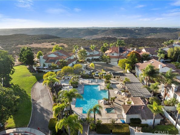 11265 Caminito Aclara, San Diego CA 92126