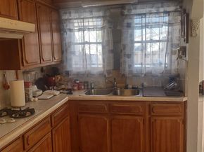 1449 W 81st Street, Los Angeles CA 90047