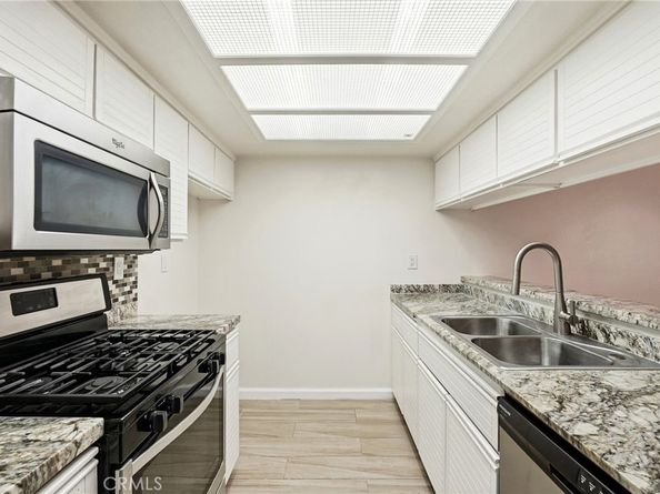 12601 Van Nuys 111, Pacoima CA 91331