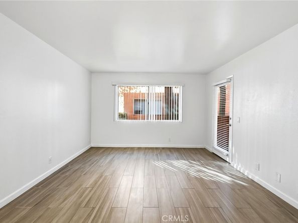 12601 Van Nuys 111, Pacoima CA 91331