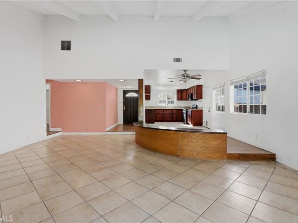 22727 Collins, Woodland Hills CA 91367