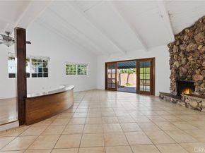 22727 Collins, Woodland Hills CA 91367