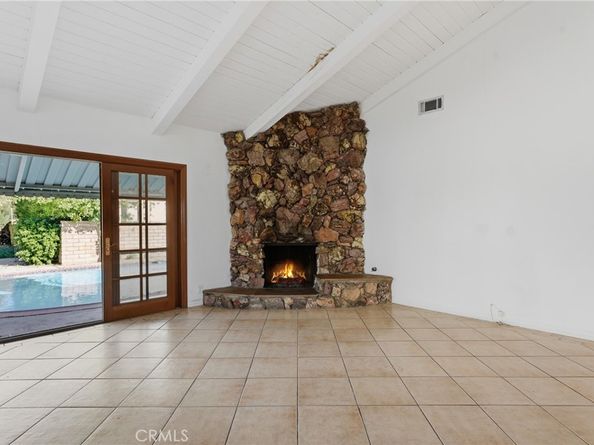 22727 Collins, Woodland Hills CA 91367