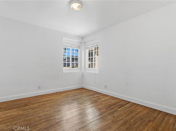 22727 Collins, Woodland Hills CA 91367