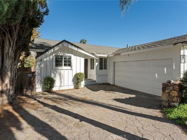 22727 Collins, Woodland Hills CA 91367