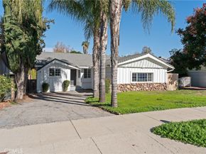 22727 Collins, Woodland Hills CA 91367