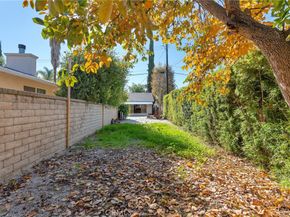 22727 Collins, Woodland Hills CA 91367