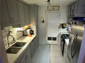 11311 Tampa 30, Porter Ranch CA 91326