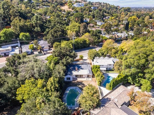 3536 Laurel Canyon, Studio City CA 91604