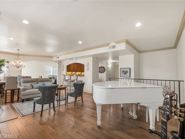 11540 Moorpark Street 403, Studio City CA 91602