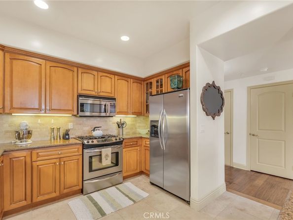 11540 Moorpark Street 403, Studio City CA 91602