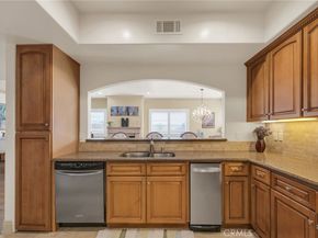 11540 Moorpark Street 403, Studio City CA 91602