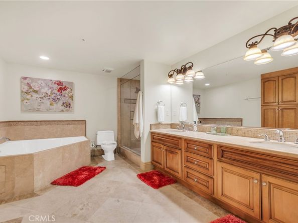 11540 Moorpark Street 403, Studio City CA 91602