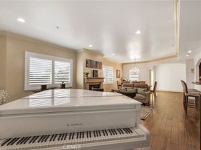 11540 Moorpark Street 403, Studio City CA 91602