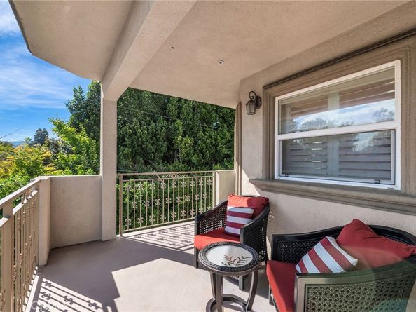 11540 Moorpark Street 403, Studio City CA 91602