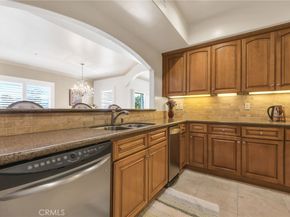 11540 Moorpark Street 403, Studio City CA 91602