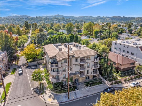 11540 Moorpark Street 403, Studio City CA 91602