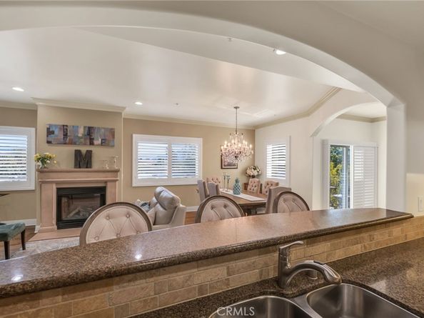 11540 Moorpark Street 403, Studio City CA 91602