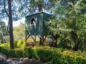 28933 Wagon Road, Agoura Hills CA 91301