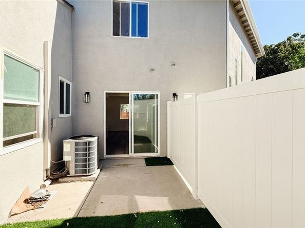 7909 Aldea Avenue, Lake Balboa CA 91406