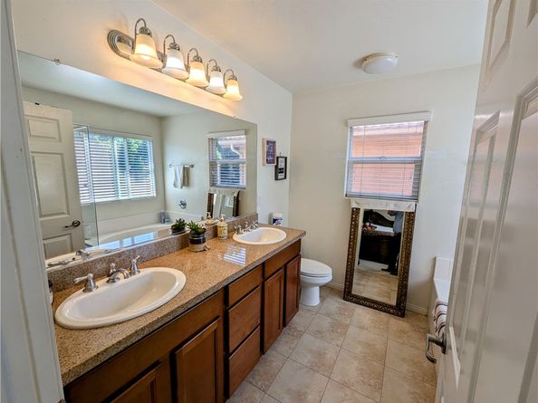13717 Deane Lane, Sylmar CA 91342