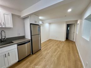 654 Penrith, Los Angeles CA 90023