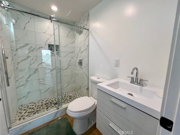 654 Penrith, Los Angeles CA 90023