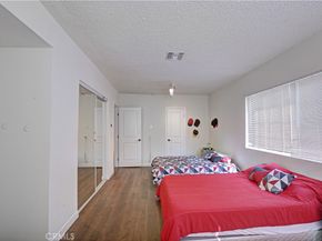 654 Penrith, Los Angeles CA 90023