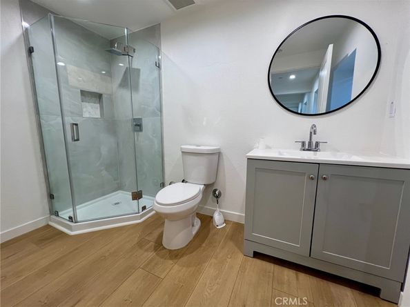 654 Penrith, Los Angeles CA 90023