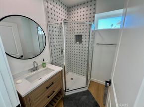 654 Penrith, Los Angeles CA 90023