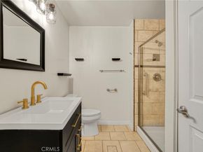 17140 Burbank Boulevard 105, Encino CA 91316