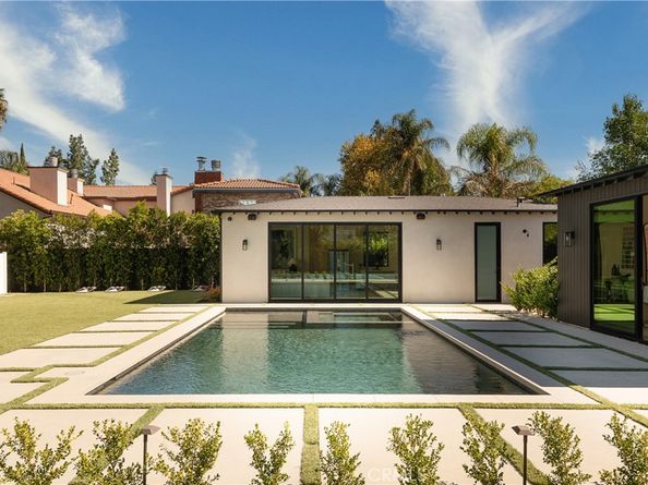 23416 Califa Street, Woodland Hills CA 91367