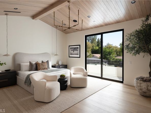 23416 Califa Street, Woodland Hills CA 91367