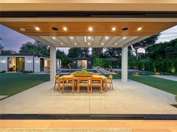 23416 Califa Street, Woodland Hills CA 91367