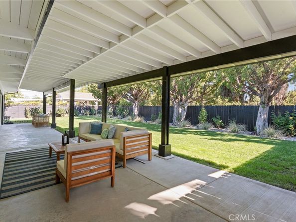 6020 Neddy Avenue, Woodland Hills CA 91367