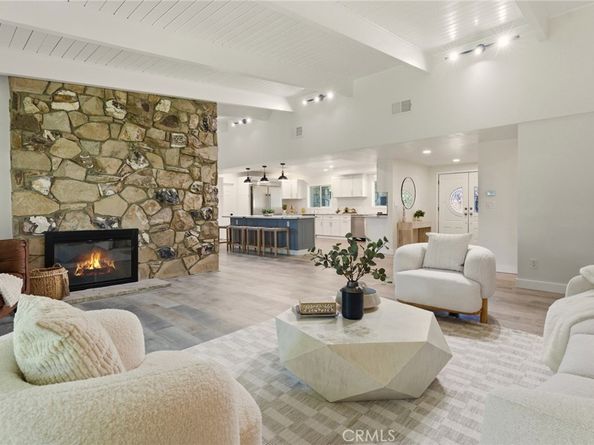 6020 Neddy Avenue, Woodland Hills CA 91367