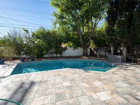 7001 Jellico Avenue, Lake Balboa CA 91406