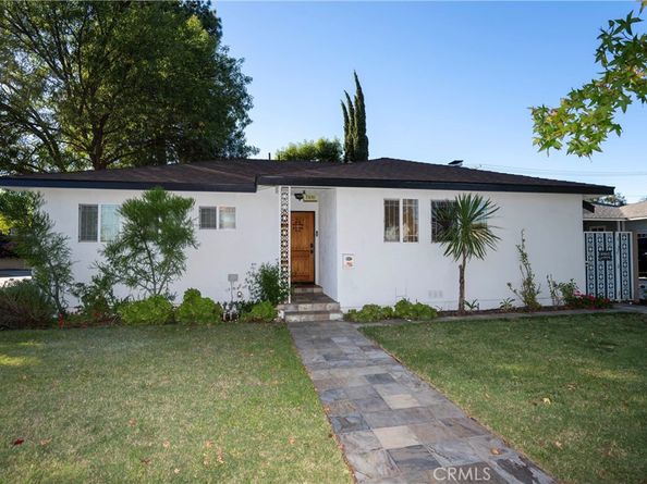 7001 Jellico Avenue, Lake Balboa CA 91406