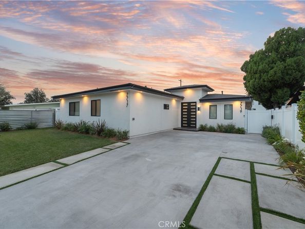 7717 Jamieson Avenue, Reseda CA 91335