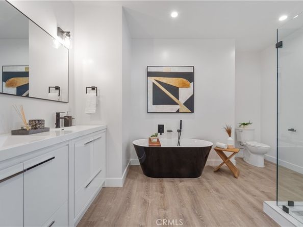 7717 Jamieson Avenue, Reseda CA 91335