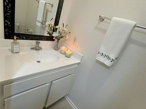 10770 Woodley 7, Granada Hills CA 91344