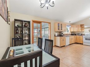 16425 Napa, North Hills CA 91343