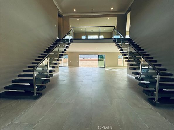 11913 Red Hawk Lane, Porter Ranch CA 91326