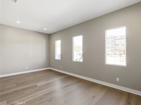 11913 Red Hawk Lane, Porter Ranch CA 91326