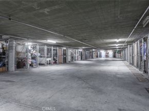 19350 Sherman Way 124, Reseda CA 91335