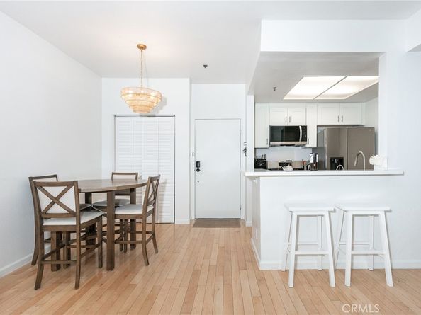 19350 Sherman Way 124, Reseda CA 91335